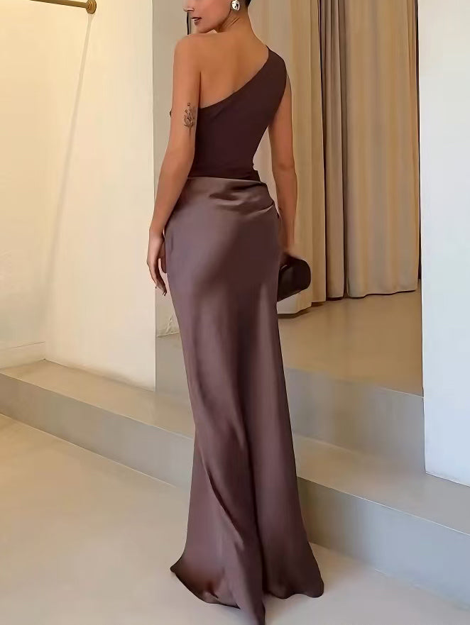 Renata | Elegancka plisowana sukienka maxi damska wieczorowa z jednym ramieniem