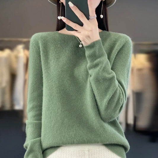 Sweter damski wełniany klasyczny z okrągłym dekoltem