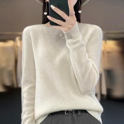 Sweter damski wełniany klasyczny z okrągłym dekoltem