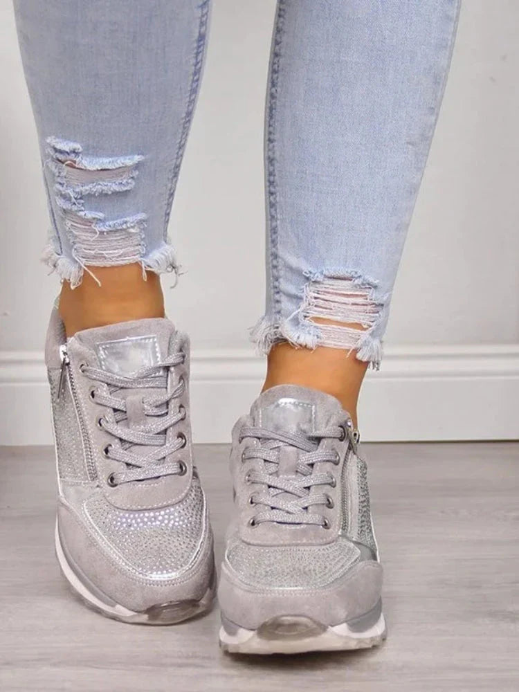 Buty damskie wygodne na co dzień o stonowanym wzornictwie 5