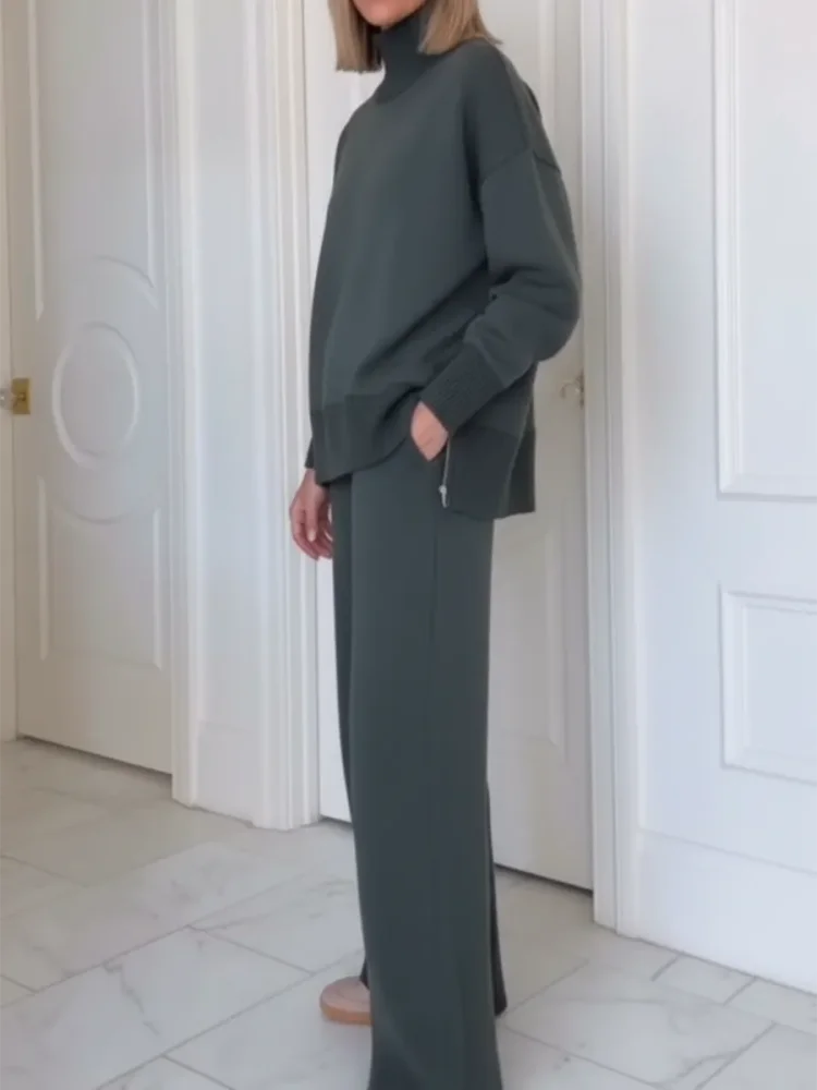 Komplet damski dwuczęściowy z golfem na zamek i prostymi spodniami 5