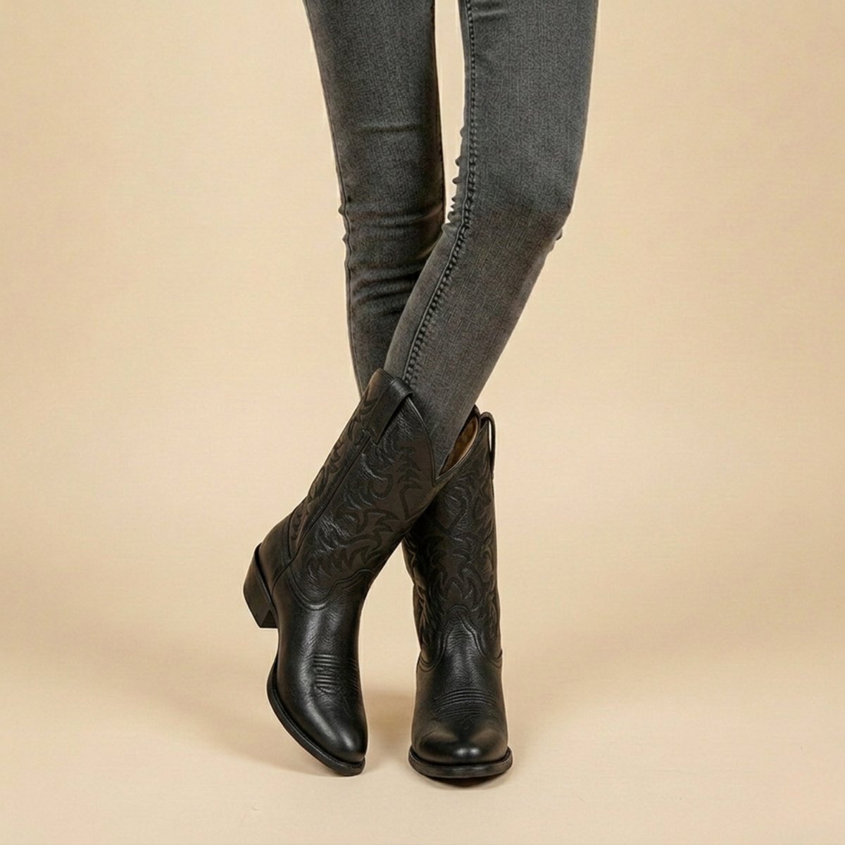 Kowbojki damskie western za kostkę ze skośnym obcasem 7