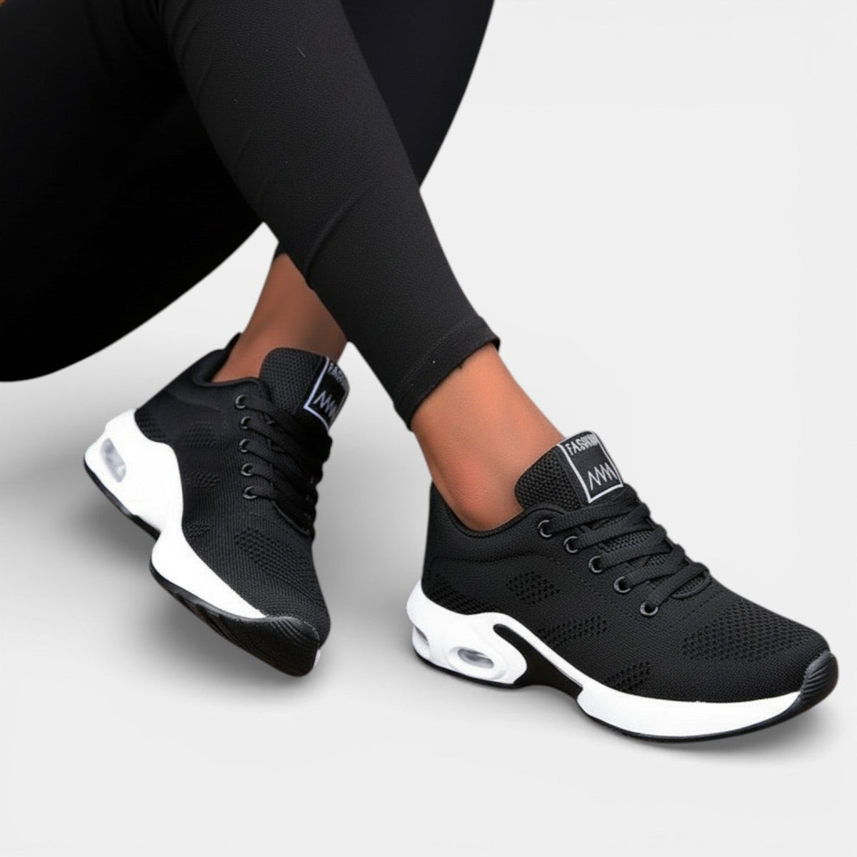 Sneakersy damskie lekkie oddychające z amortyzowaną podeszwą 1
