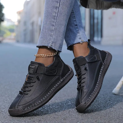 Sneakersy damskie wsuwane bez sznurówek w sportowym stylu 1