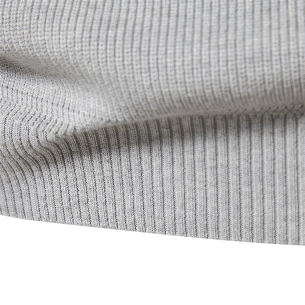 Sweter męski na zamek half-zip ze stójką prążkowany 10