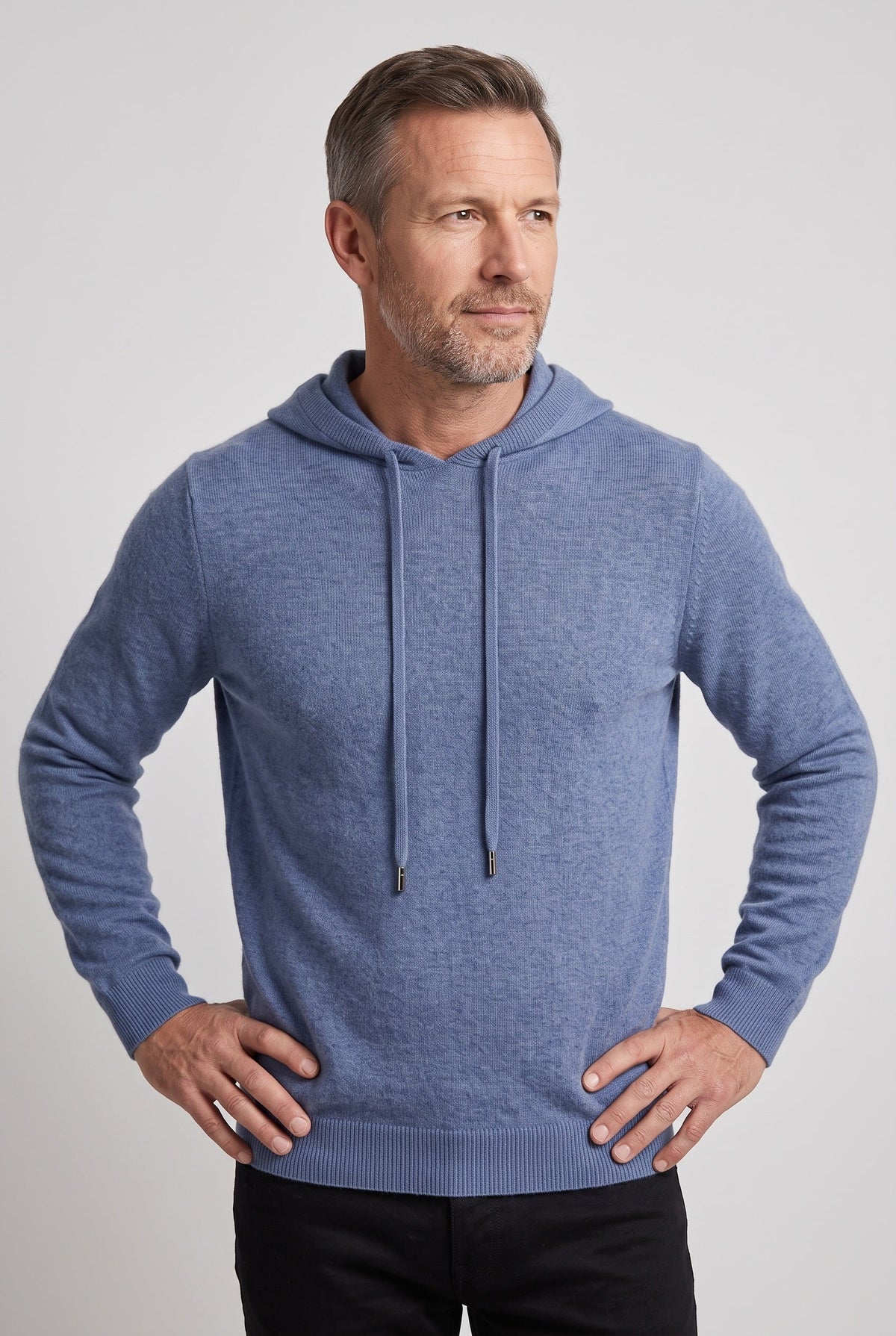 Sweter męski z kapturem dzianinowy ze sznurkiem 7